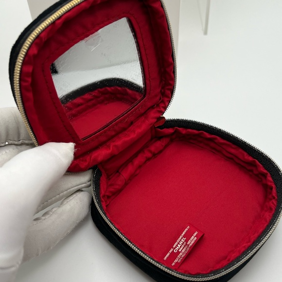 Chanel Beauty Makeup Mirror Pouch Black Zip Around, Velvet, Micro Serum &Mascara - Picture 11 of 17